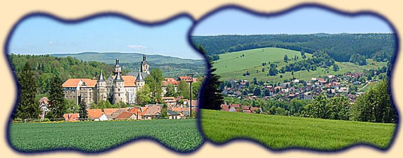 Die Bertholdsburg, Schleusingens Wahrzeichen - im Hintergrund der Adlersberg; Blick auf Erlau